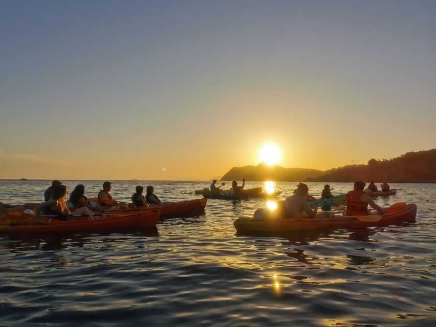 Dubrovnik: Sunset Sea Kayaking Tour With Fruit Snack & Wine - Guided Tour and Transportation