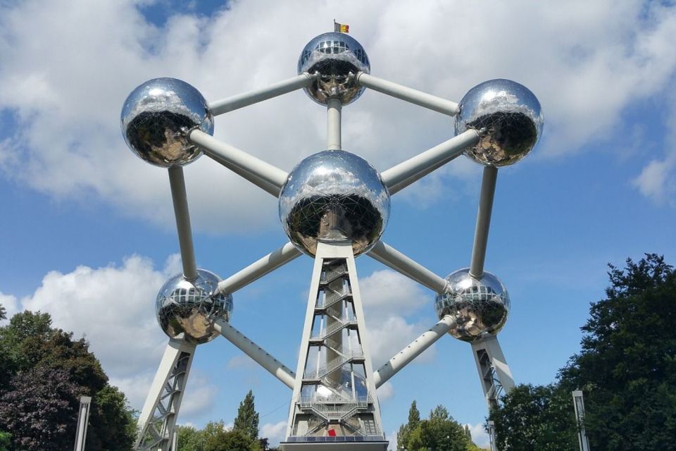 From Amsterdam: Private Sightseeing Trip to Brussels - Key Attractions and Activities