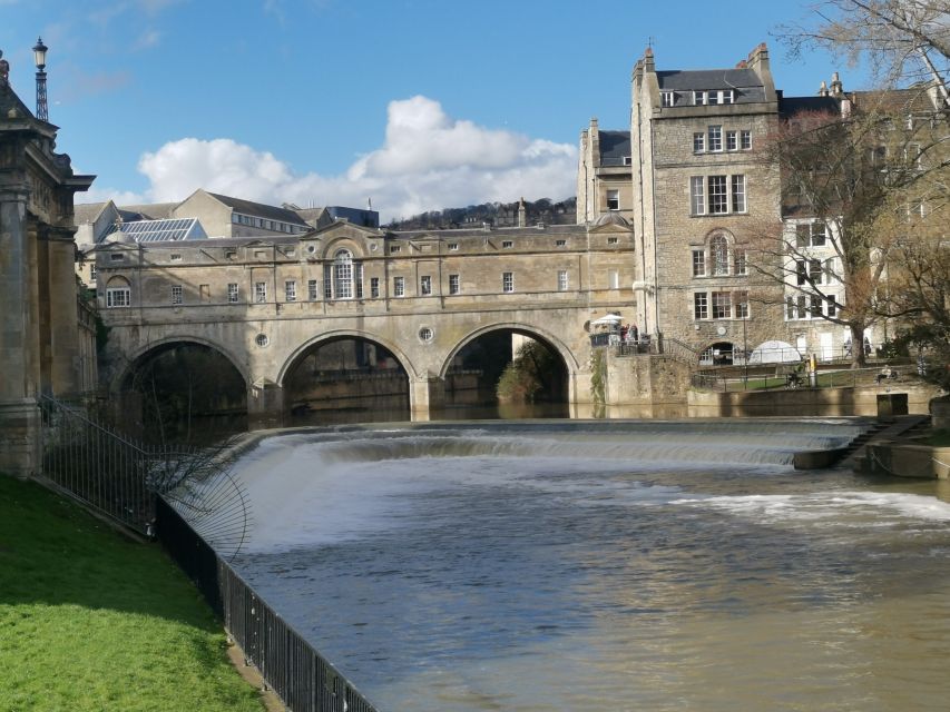 From Southampton: Stonehenge and Bath Guided Day Trip - Inclusions and Exclusions of the Tour