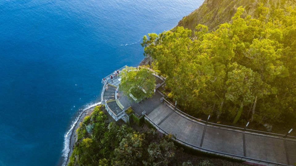 Guided Vespa Tour Through Funchal & Câmara De Lobos - Miradouro Vale Das Neves