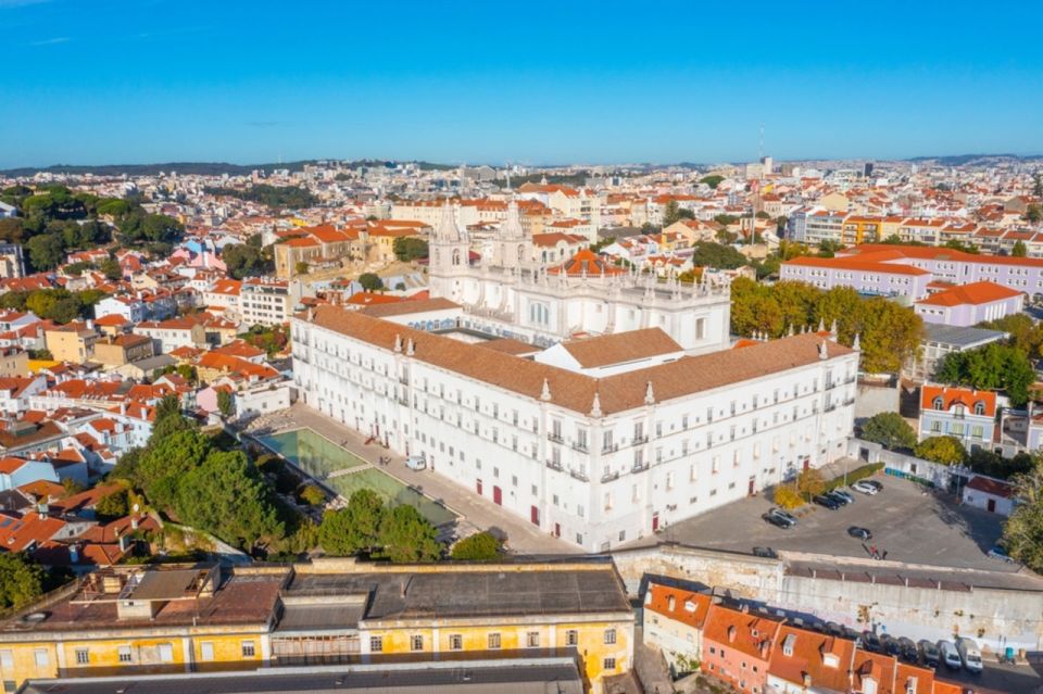 Half-Day Private Tour in Lisbon - Accessibility Considerations