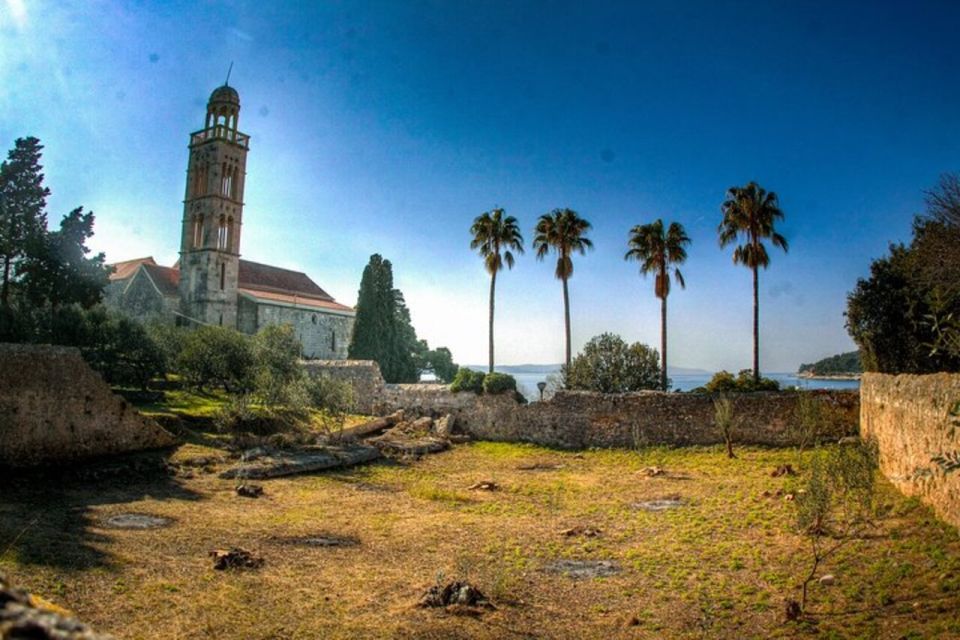 Jewels of Hvar – Guided Walking Tour - Meeting Point