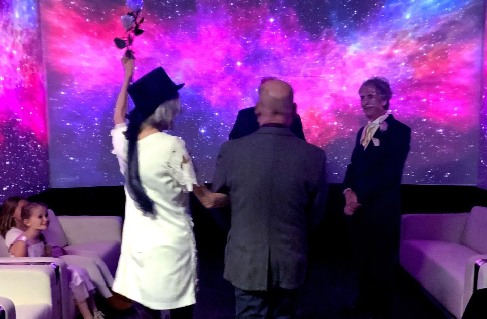 Las Vegas: Area 51 Wedding Ceremony + Stunning Photography - Reserving and Paying for the Experience