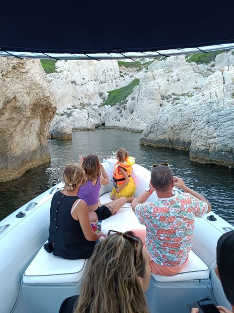 Marseille: Sunset Frioul Archipelago Boat Cruise - Inclusions and Features