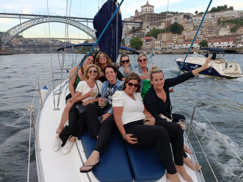 Porto: Exclusive Party Aboard a Charming Sailboat With Drinks - Frequently Asked Questions