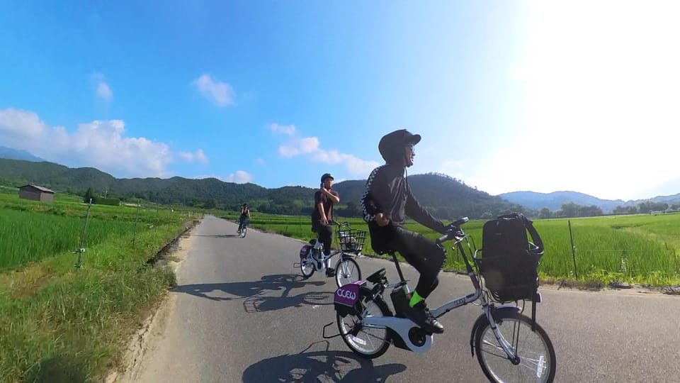 Serene Cycling in Arashiyama: Tour Review - Relaxing by the Kamo River