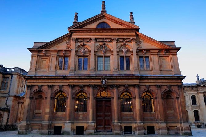 Small and Exclusive Oxford Highlights Tour - Experiencing the Sheldonian Theatre