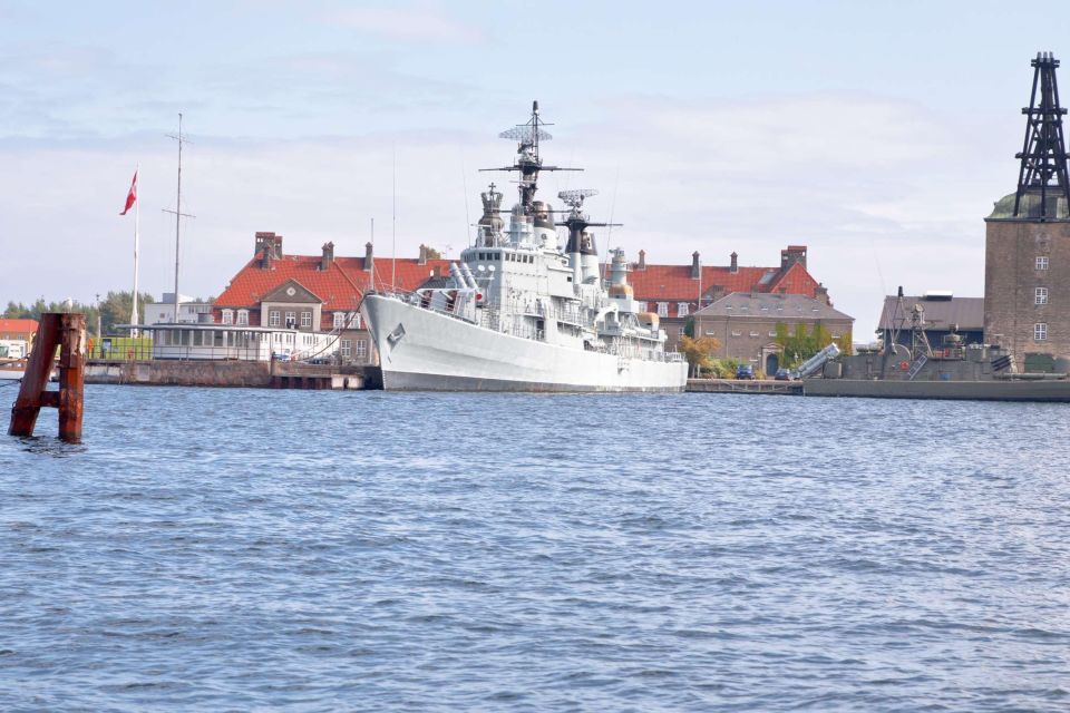 WWII Copenhagen Nyhavn and War Museum Private Walking Tour - Visit the Danish War Museum