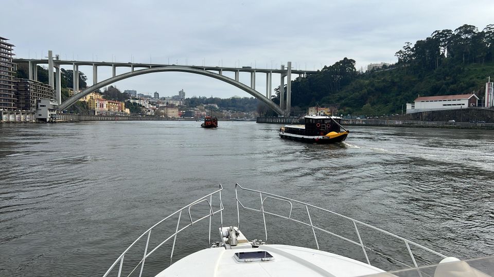 Douro: Private Yacht Cruise Tour in Porto - Frequently Asked Questions