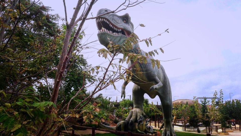 From Rethymno: Day Trip to Dinosauria Park and Cretaquarium - Frequently Asked Questions