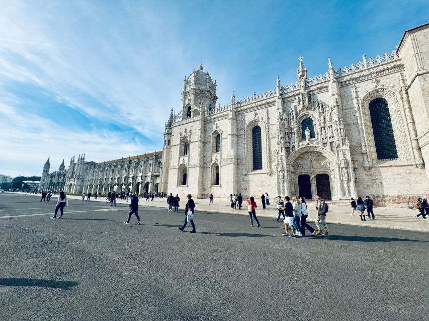 Lisbon: Discover Belem by Electric Tuk Tuk - Frequently Asked Questions