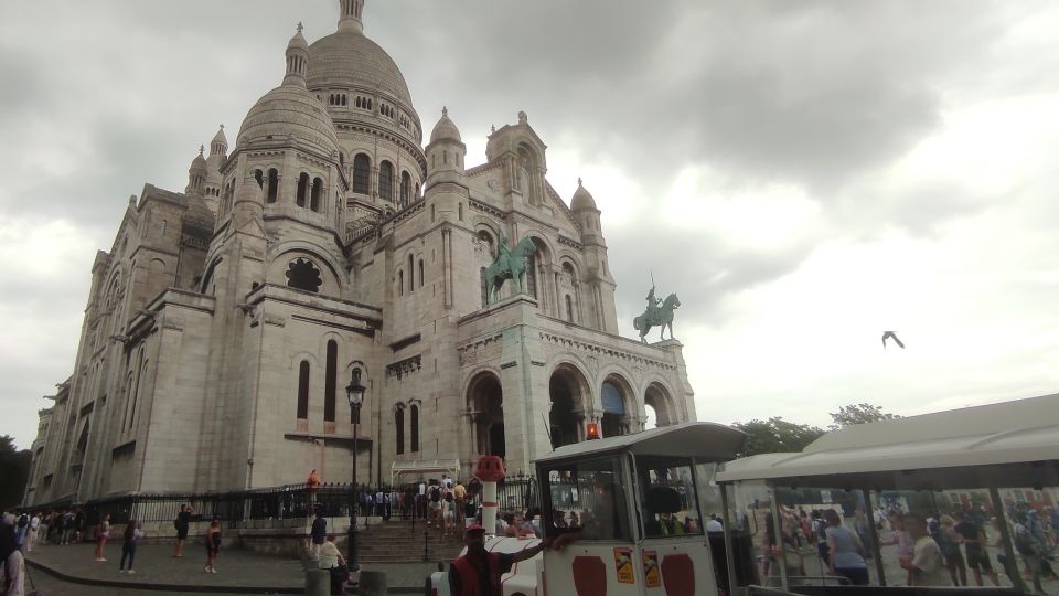 Paris: Montmartre Train Ride W/ Optional Seine River Cruise - Recap