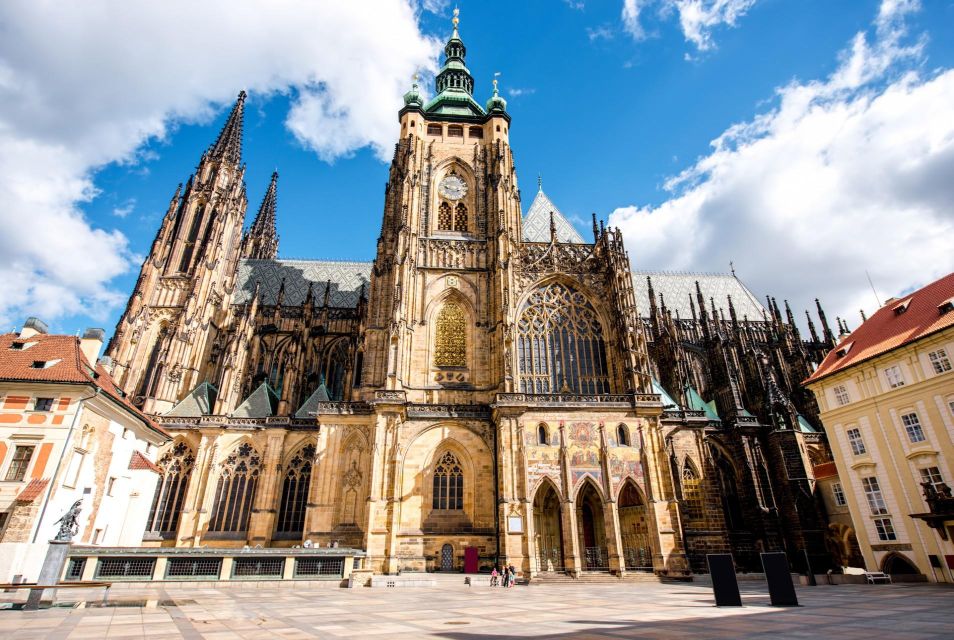 Prague Royal Castle, St Vitus, Golden Lane Tour With Tickets - Frequently Asked Questions