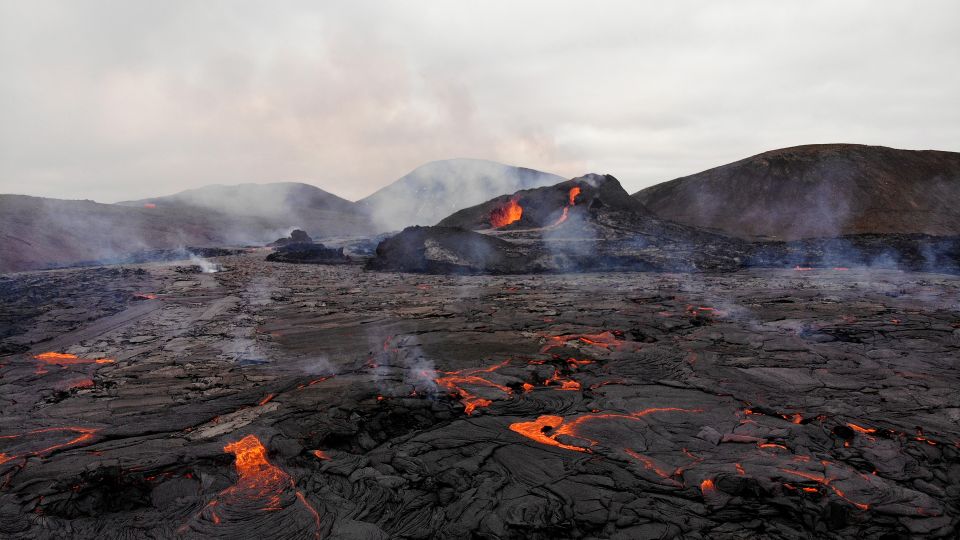 Reykjavik: Geldingadalir Volcano Hike and Blue Lagoon Visit - Frequently Asked Questions