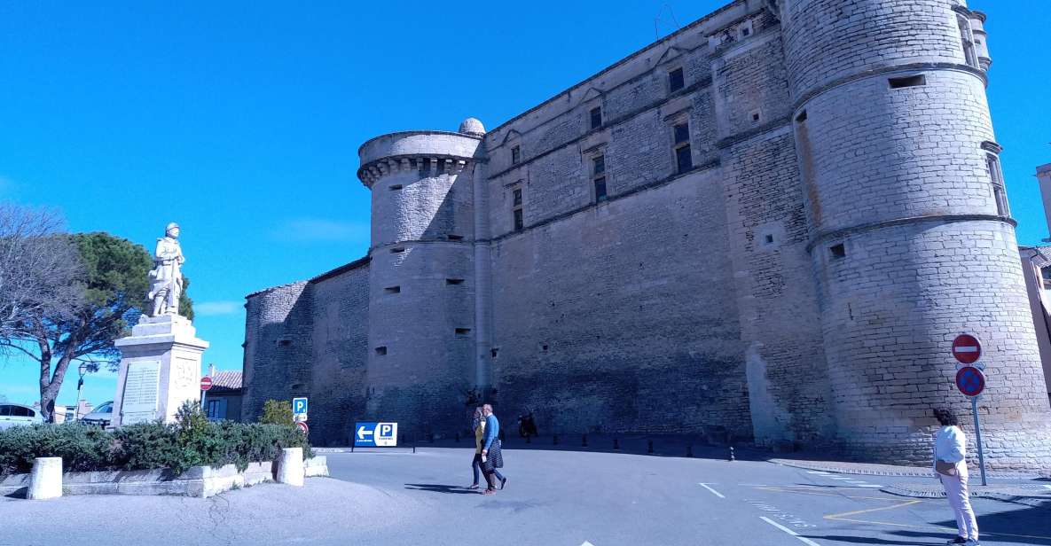 At the Departure Avignon: Half-Day in 3 Villages of Provence - Key Points