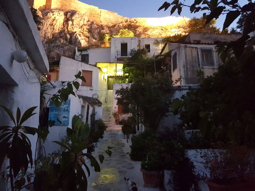 Athens: Evening Guided Walking Tour With Plaka & Dinner - Key Points