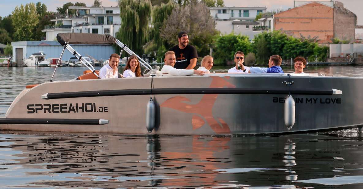 Berlin: Electric Boat Rental for Self-Driving 2 Hrs - Key Points