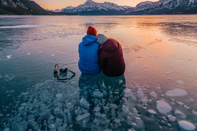 Canadian Rockies Abraham Lake Ice Bubbles Helicopter Tour - Key Points