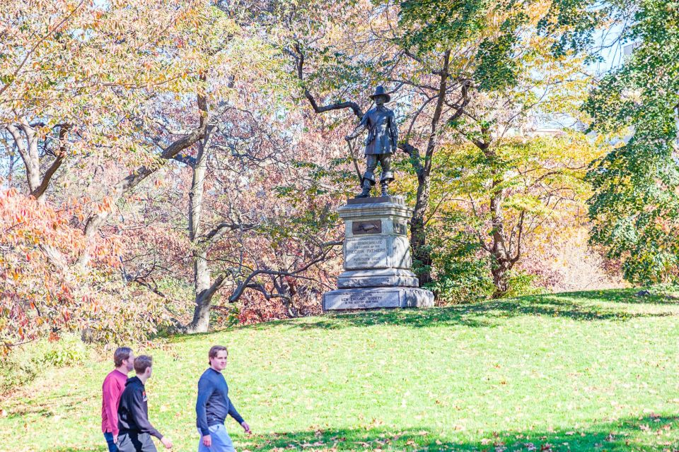 Central Park Guided Walking Tour - Key Points