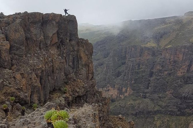 Climbing Mount Kenya 5 Days Via Chogoria Route - Key Points