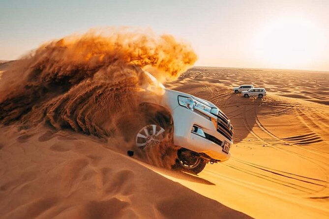 Desert Safari Dubai at Evening Time in 4x4 Car - Key Points