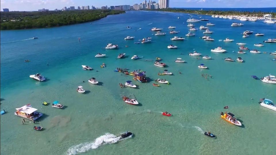 Fort Lauderdale: 11 People Private Boat Rental - Key Points