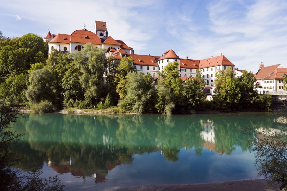 Füssen: Old Town Guided Walking Tour in German - Key Points