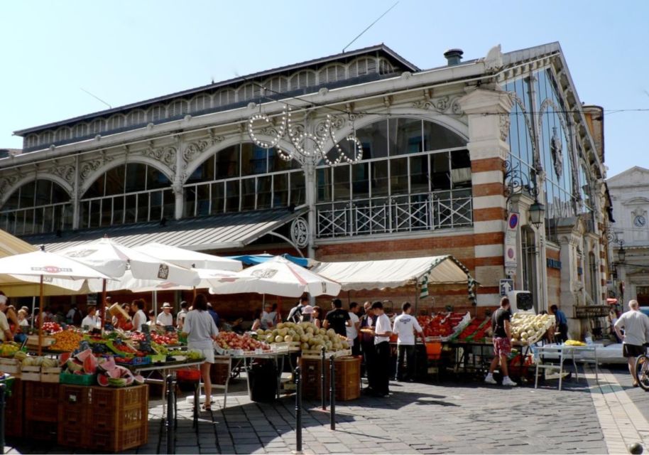 Grenoble Scavenger Hunt and Sights Self-Guided Tour - Key Points