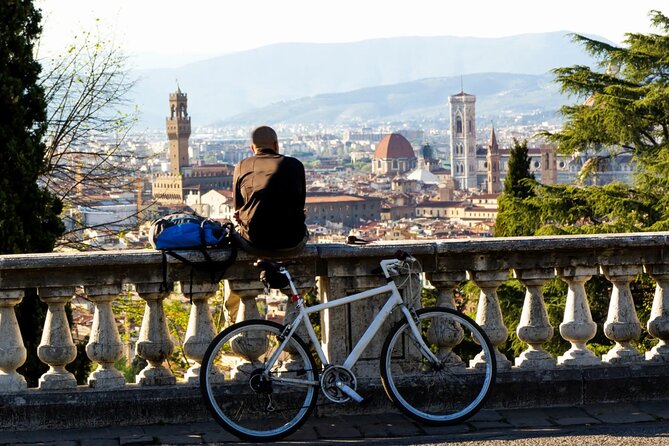 Guided Bike Tour in the Historic Center of Florence - Key Points