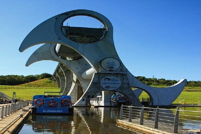 Kelpies and Falkirk Wheel Private Tour for 1 - 4 People From Greater Glasgow - Key Points