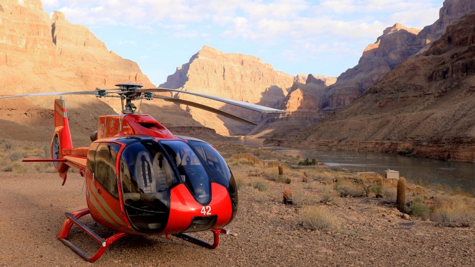 Las Vegas: Grand Canyon Helicopter Ride, Boat Tour & Skywalk - Key Points