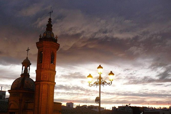 Legends of Triana Walking Tour in Spanish - Tour Details and Inclusions