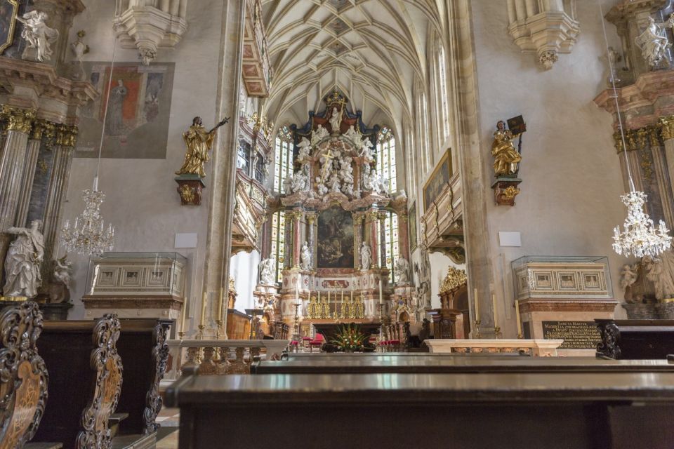 Linz: Churches & Old Town Private Guided Tour - Key Points