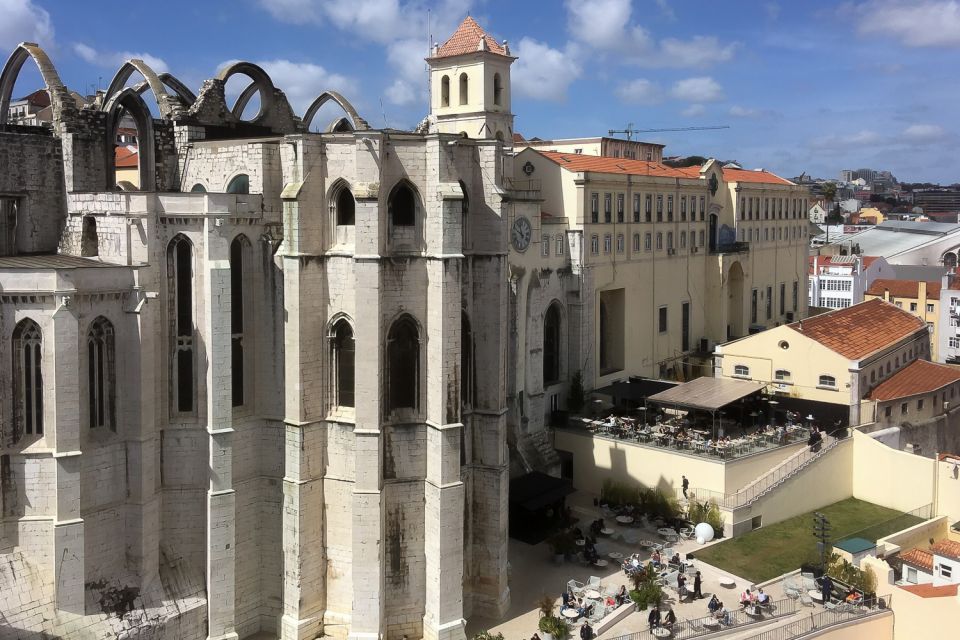 Lisbon: Old Quarter Highlights Tour - Key Points