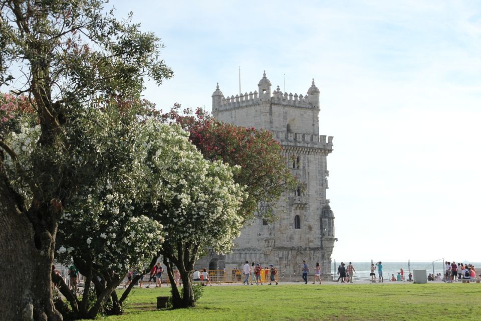 Lisbon: Private Tour to Lisbon and Pastéis De Belém Tasting - Key Points