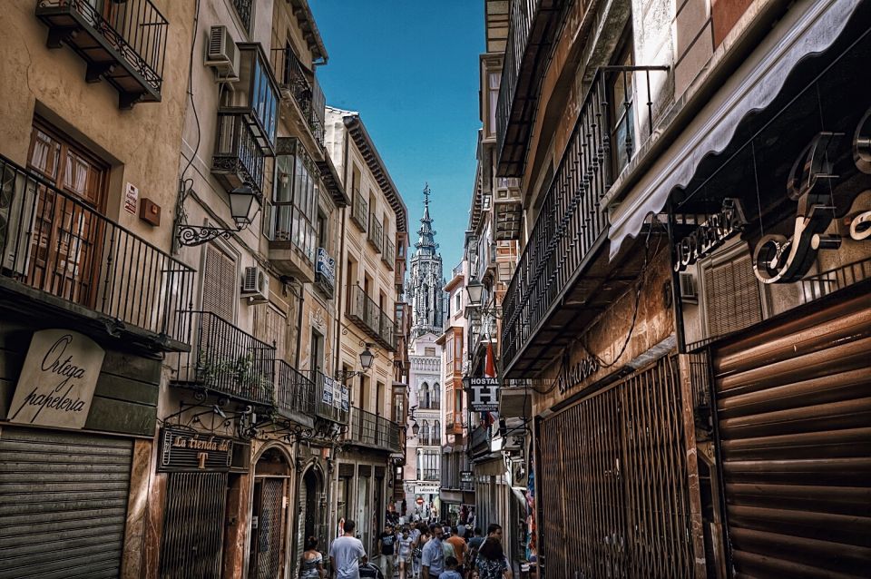 Madrid: Historical Center 2.5-Hour Guided Walking Tour - Key Points