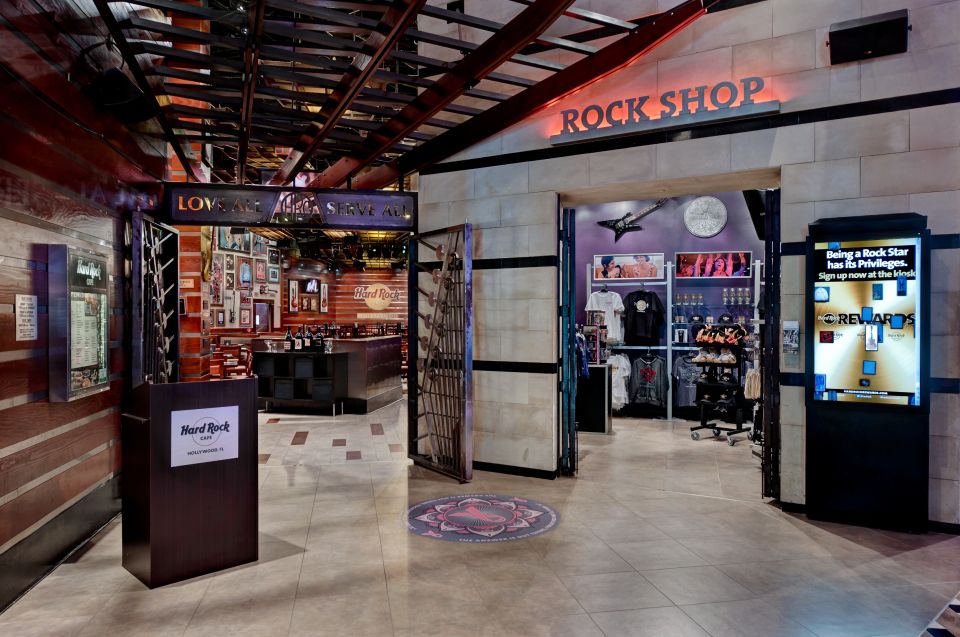 Meal at the Hard Rock Cafe Hollywood Florida - Key Points