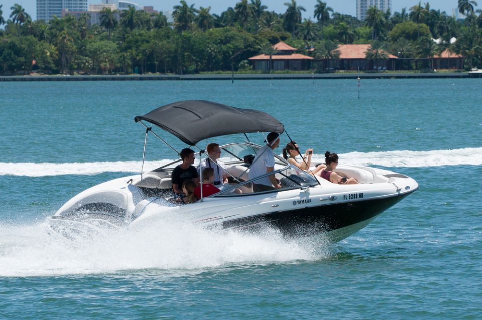 Miami: Guided Miami Beach Speedboat Tour - Key Points