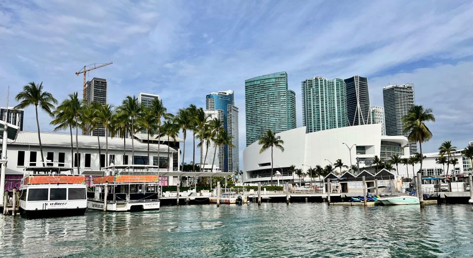 Miami: Iconic Celebrity Mansions and Biscayne Bay Boat Tour - Key Points