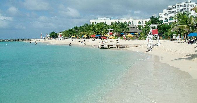 Montego Bay Shore Excursion: Doctors Cave Beach & Montego Bay City Highlights - Key Points