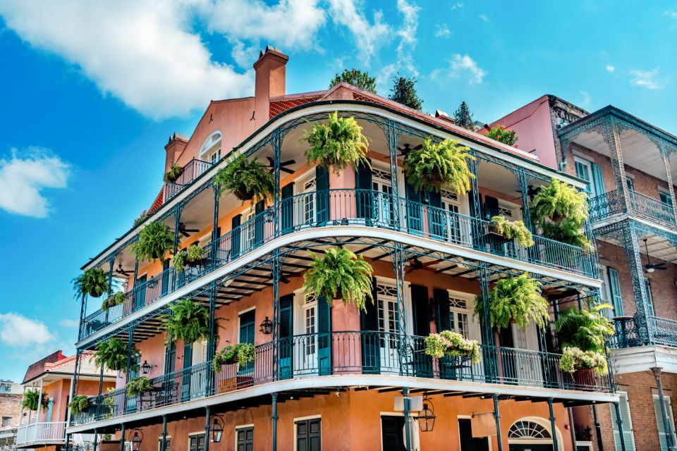 New Orleans French Quarter History and Hauntings Tour - Exploring the Dark Side