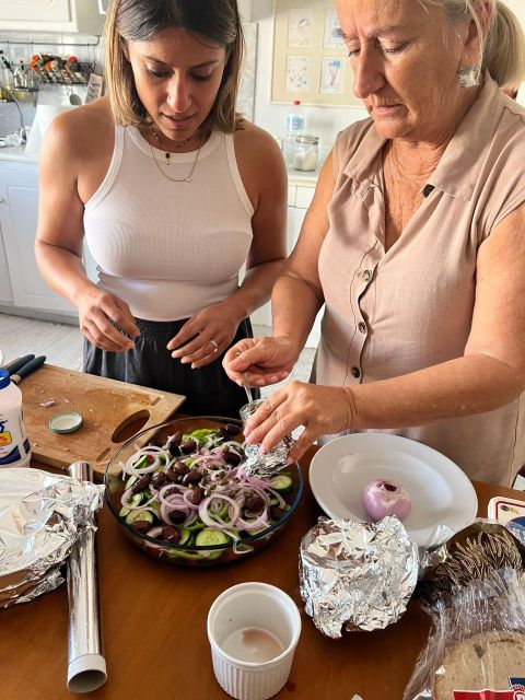 Oia: Greek Cooking Class and Lunch With a Local Grandmother - Key Points