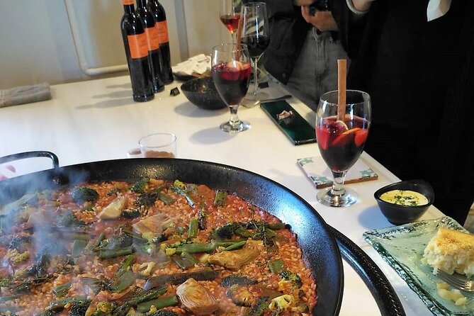 Paella Showcooking With Rooftop Views in Seville City - Food and Beverages Offered