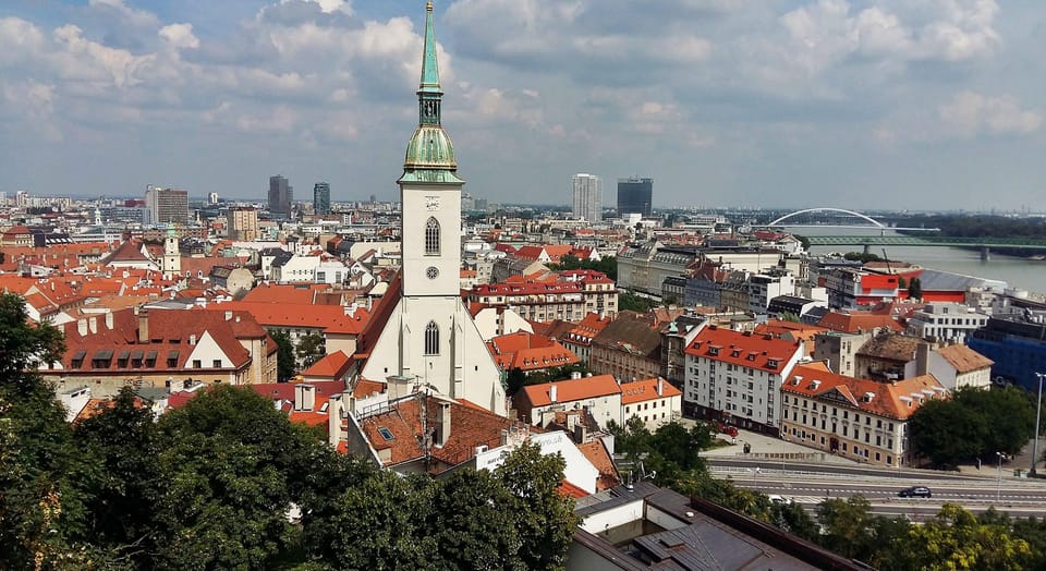 Private Day Tour From Budapest to Bratislava - Key Points