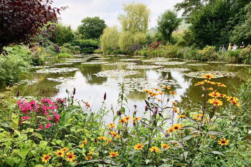 Private Rouen Giverny Honfleur Live Guided Trip by Mercedes - Key Points