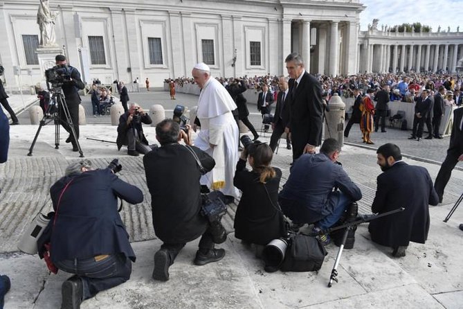 Reserved Papal Audience Ticket With Assistance on Site - Key Points