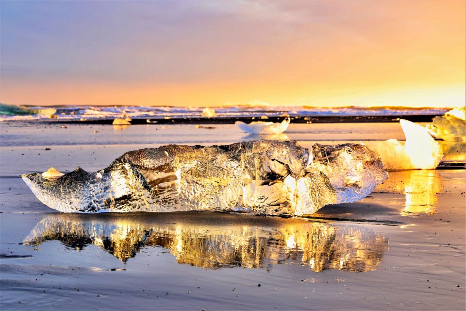 Reykjavik: Jökulsárlón Glacier Lagoon Full-Day Guided Trip - Key Points