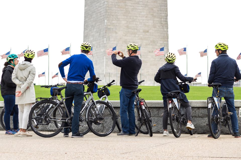 Washington DC: Monuments and Memorials Bike Tour - Key Points