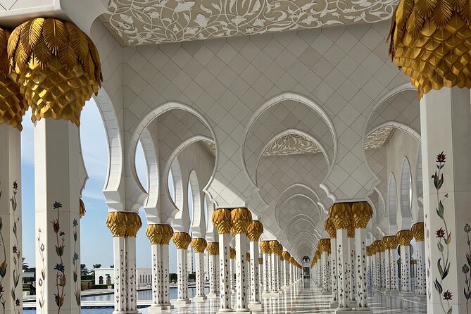 Abu Dhabi City Tour With Grand Mosque Trip for Solo/Family - Abu Dhabi City Tour Overview