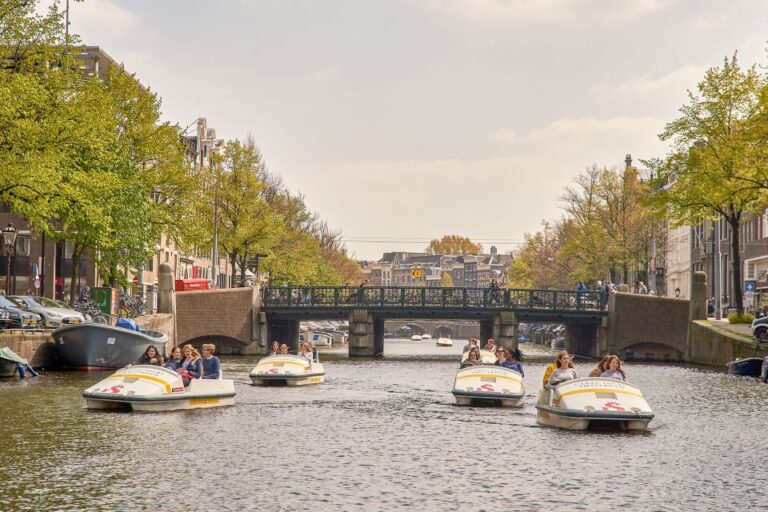 Amsterdam: 1 Hour Pedal Boat Rental Activity Overview